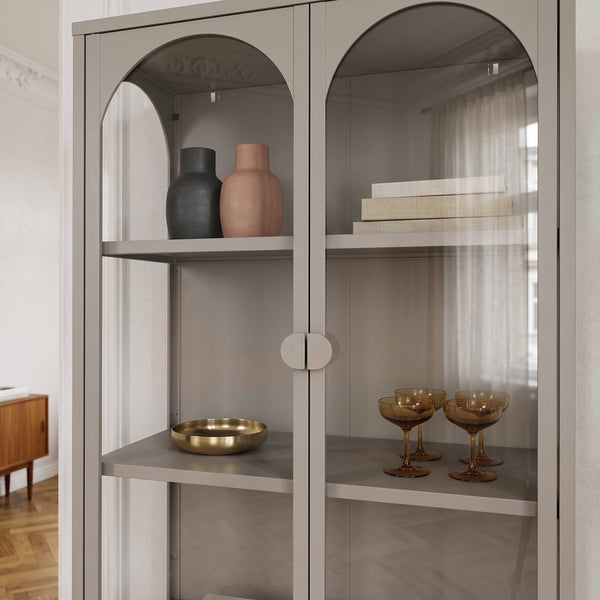 Szafa witrynowa Klippestad stal 160x80x35 cm kolor wielbłądzi [en.casa]