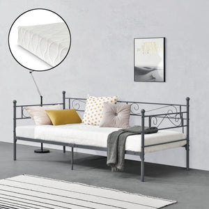 Łóżko metalowe Kerava 90x200 cm z materacem z zimnej pianki w różnych kolorach Colours en.casa